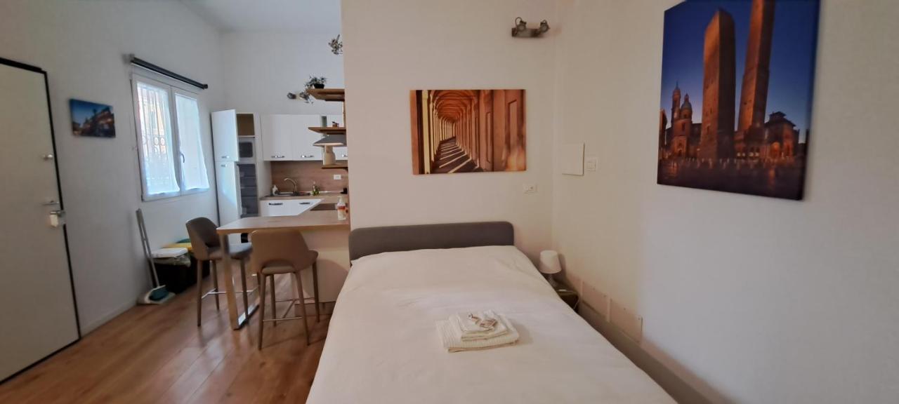 Piazza La Veneta New Very Close To The Center University And Hsorsola Bologna Exteriör bild
